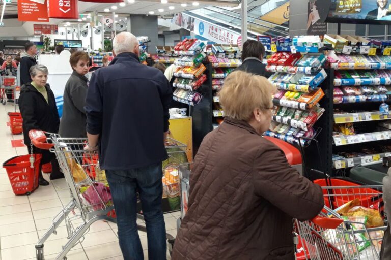 Pad svjetskih cijena hrane bez refleksije na BiH: Maslac je najskuplji u Travniku, ulje u Orašju