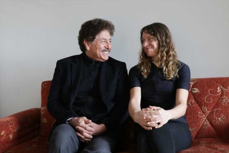 Madeline Hoffman prije sedam godina saznala da je njen otac Turčin, biciklom putovala više od četiri mjeseca da ga upozna