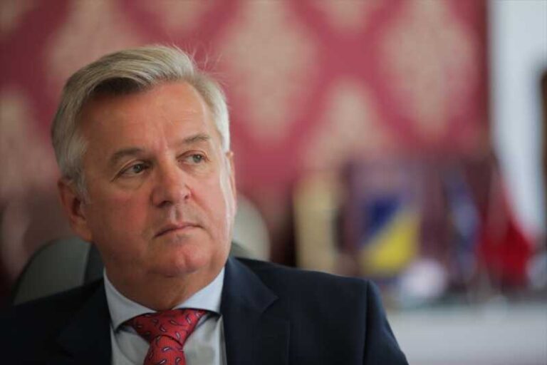 Smailbegović: Povećanje plaća do 400 KM ne bi išlo “preko leđa” federalnog budžeta