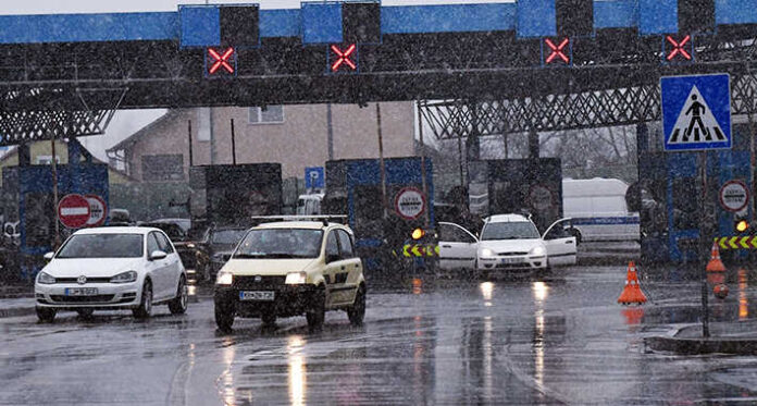 Na graničnom prijelazu u Slavonskom Brodu pojačan promet vozila na ulasku u RH