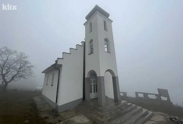 Zeničani i vjerski poglavari svih religija obnovili posljednju porušenu pravoslavnu kapelu