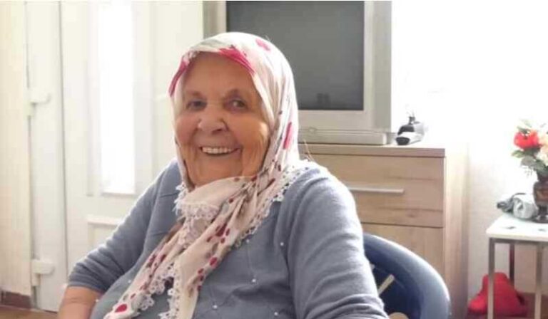 Nana ima 95 godina i ljekari je pitali šta jede i pije pa je tako vitalna