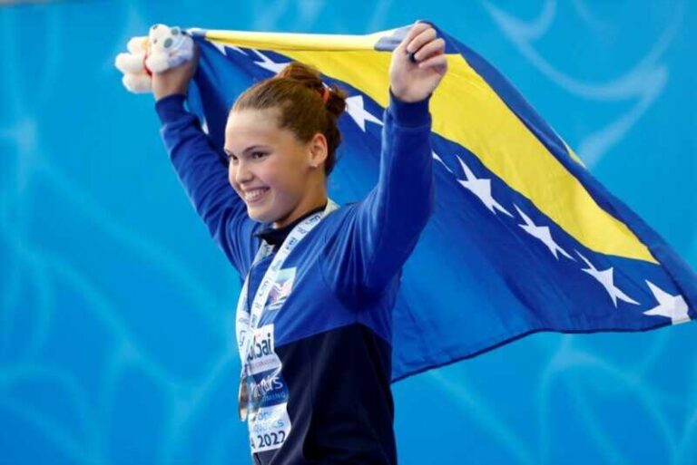 Godina u znaku Lane Pudar: 16-godišnja Mostarka osvojila Evropu i našoj zemlji donijela historijske medalje