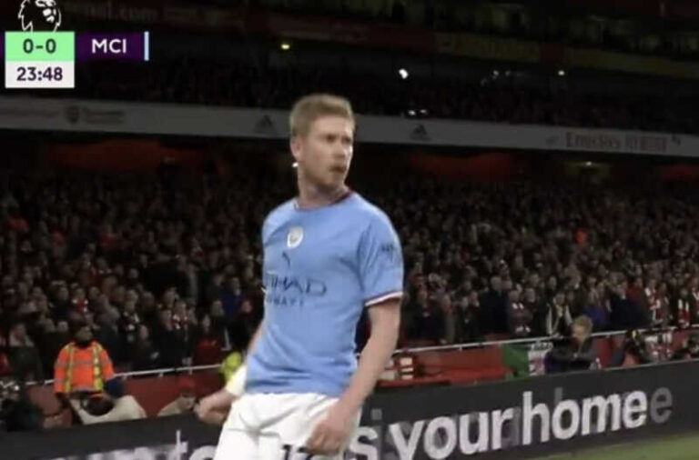 De Bruyne majstorijom šokirao Emirates u derbiju sezone Premiershipa (VIDEO)