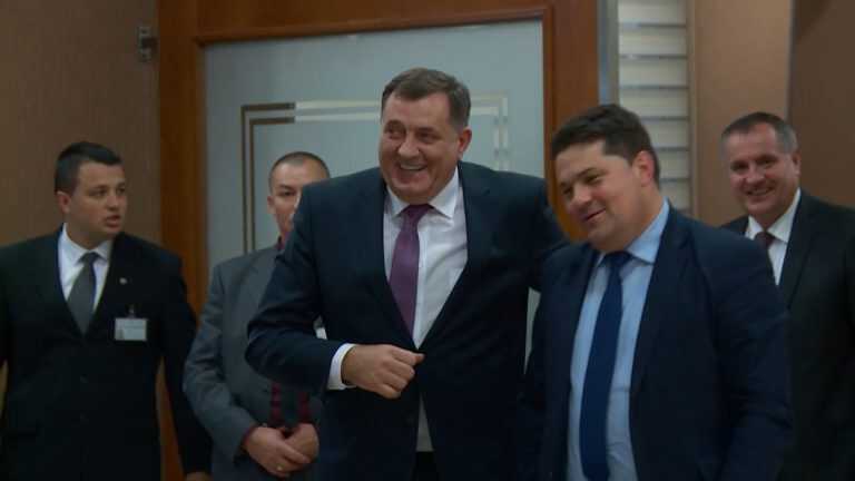 Dodik, Stevandić i Višković naručili sedam tona pomfrita