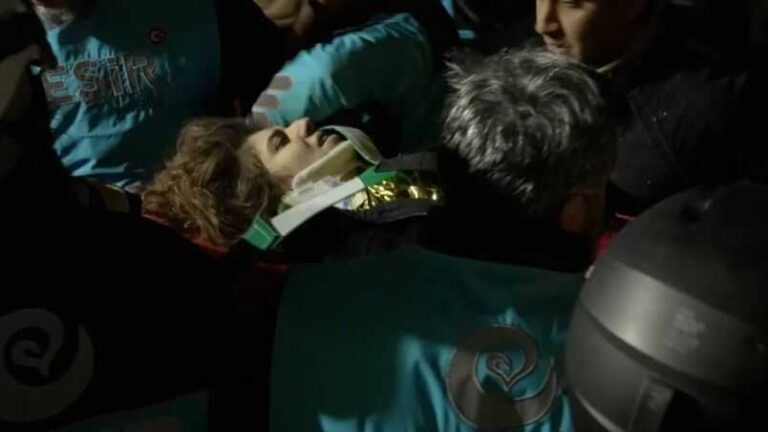 Spasioci nisu odustajali, spasili su dvije sestre: “Jesam li stvarno živa”