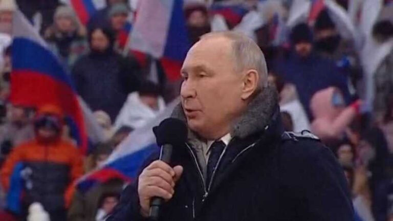 Putin: Naši vojnici se u Ukrajini bore herojski, ponosni smo na njih