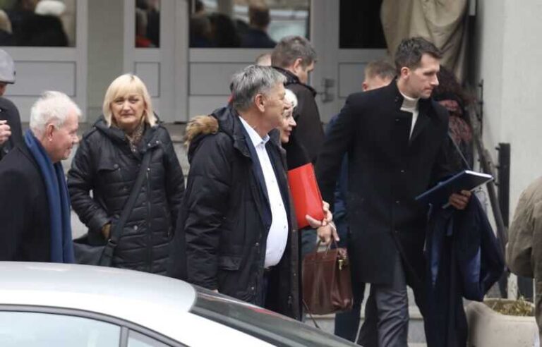 Advokat Adamović svjedoka Dizdarevića pitao: Ili ste se zbunili ili ne govorite istinu?