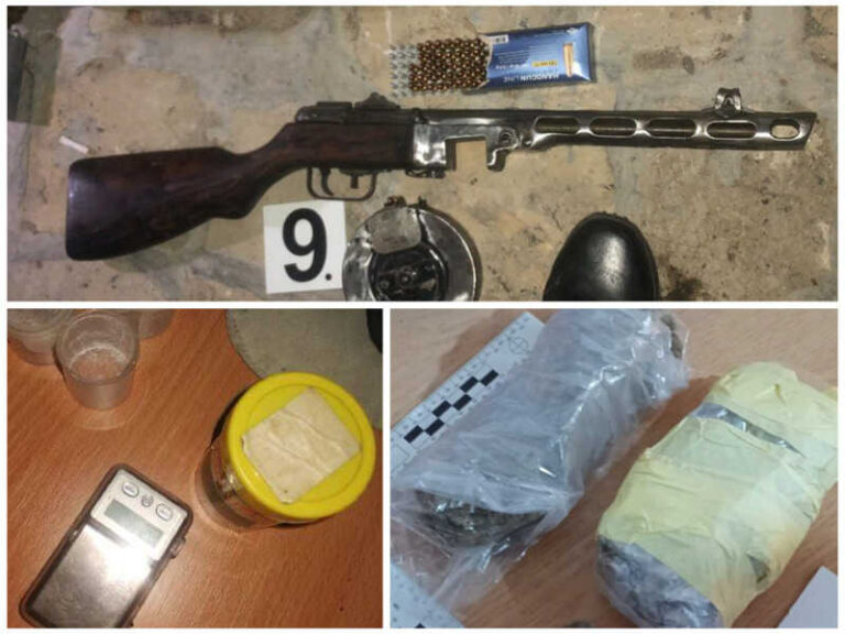 Policija pronašla drogu, bombe, oružje i 127 kilograma duhana