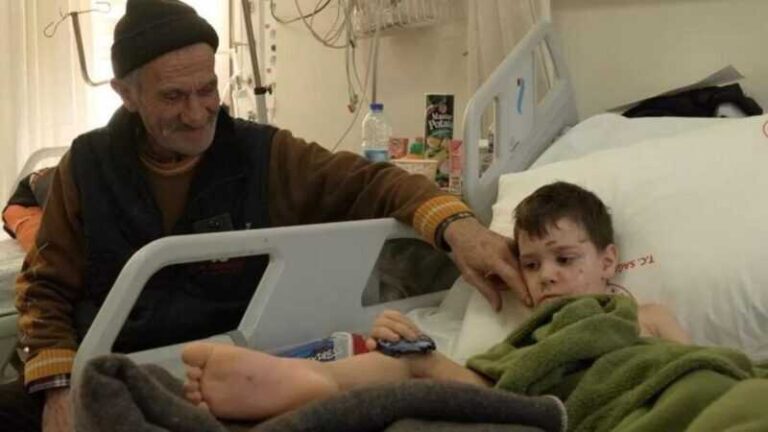 Ljekare šokirala temperatura dječaka koji je izvučen ispod ruševina