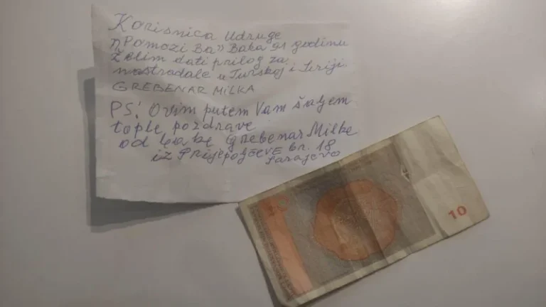 Baka Milka svaki dan dobiva obrok od Pomozi.ba, a sada im je dala 10 KM za pomoć Turskoj i Siriji