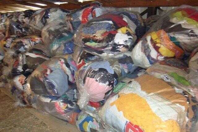 Zavidovići: Ukradene dvije vreće sa polovnom obućom i odjećom