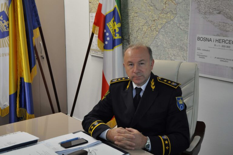 Vlada ZDK ocijenila uspješnim rad policijskog komesara Uprave policije MUP-a ZDK