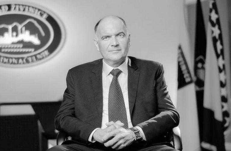 Tuga u BiH, u bolnici preminuo gradonačelnik Samir Kamenjaković