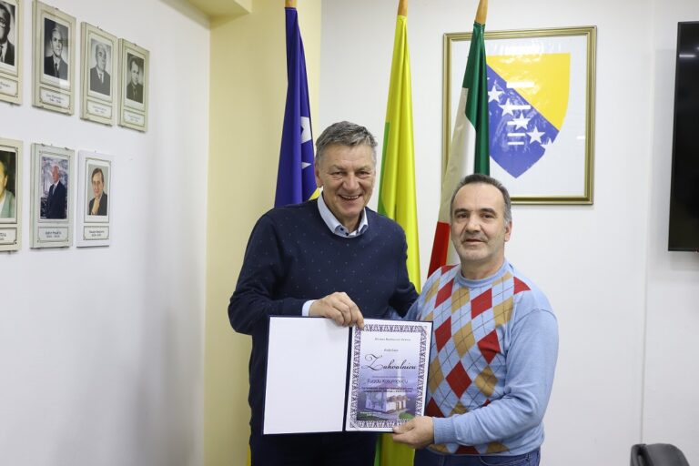 <strong>Gradonačelnik Kasumović primio predsjednika džematskog odbora džemata Radinovići</strong>