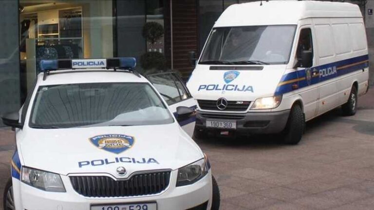 Policiji muškarac jučer ujutro pobjegao kroz prozor bolnice, još ga nisu našli