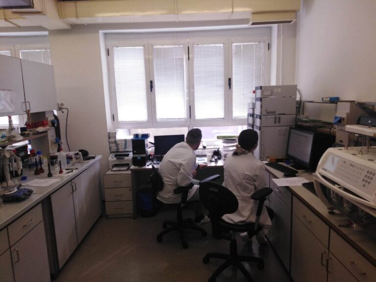 Sindikat Agencije za lijekove BiH o povećanju plaća: Ministar će dobiti 600, a farmaceut na kontroli 140 KM