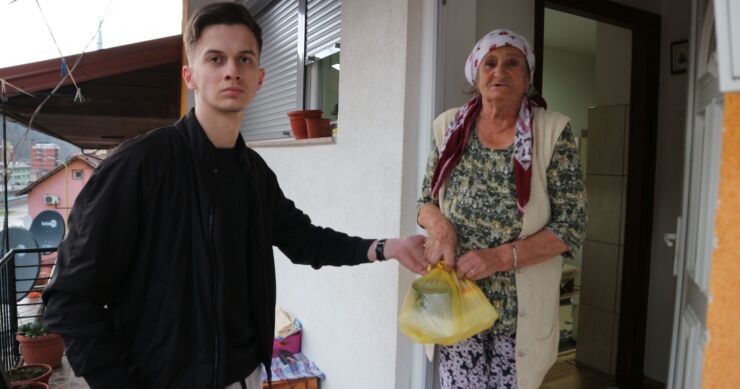 Damir ef. Peštalić ne zaboravlja džematlije: Iftare nose na vrata usamljenih srebreničkih majki