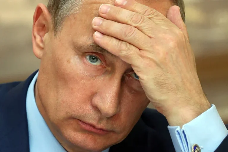 Hoće li SAD uhapsiti Putina po međunarodnoj potjernici iz Haga ako kroči na njihovo tlo