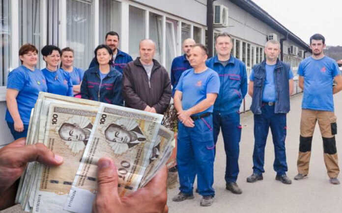 I OVO JE BIH: Fabrika nagradila najbolje radnike sa nagradama od 500 do 2.500 KM