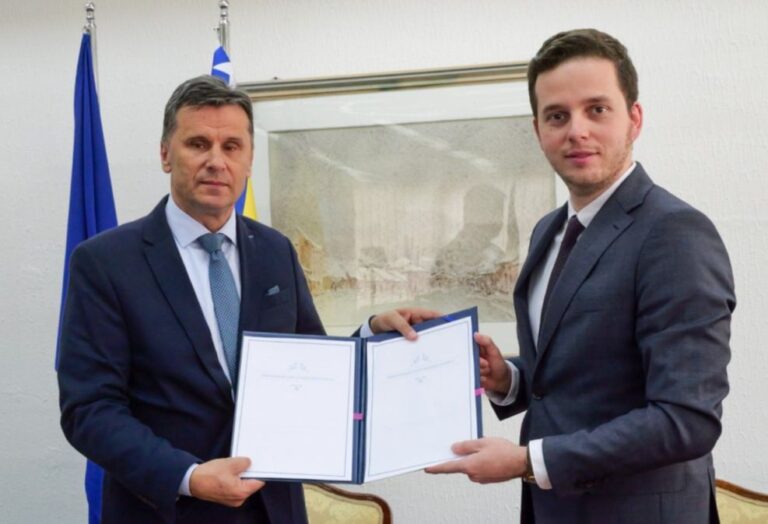 Novalić potpisao memorandum za unapređenje zatvorskog sistema u FBiH