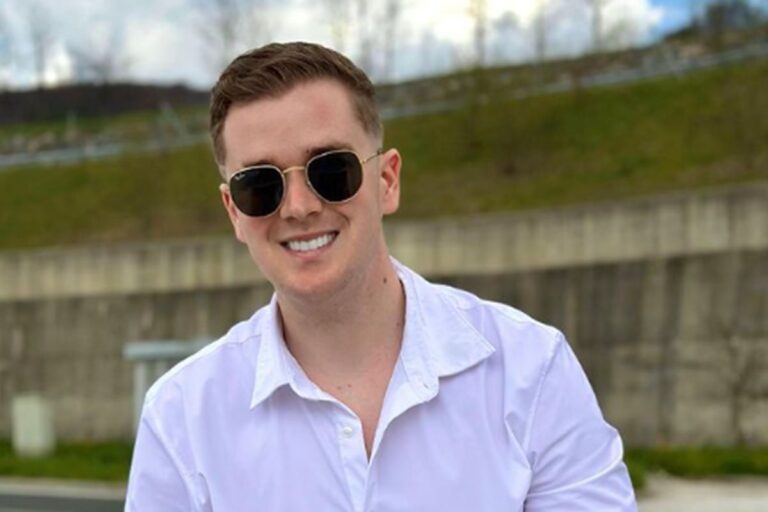 Zvezda Granda iz BiH maturanta časti odijelom