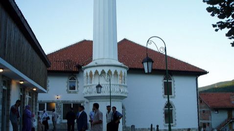 Turhan Emin-begova džamija u Ustikolini: Prva džamija u BiH