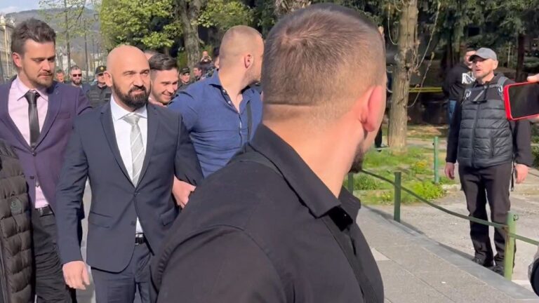 Nakon sjednice psovali Rami Isaku: Jeb** li vam majku izdajničku