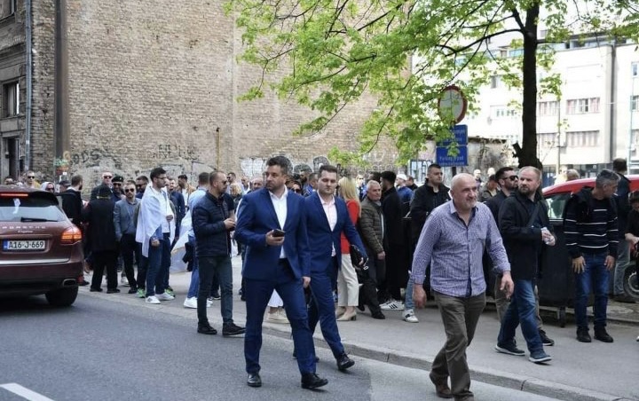 Namir Škaljo umjesto u BH Telecomu na poslu, protestovao u Sarajevu