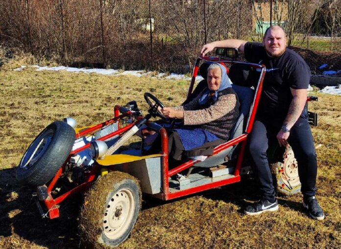 Baka Vinka je novi šumaher: Unuk joj je ispunio san i naučio je da vozi u 81. godini