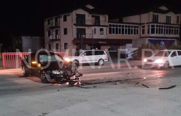Lančani sudar na magistralnom putu u Jelahu, uništena vozila 