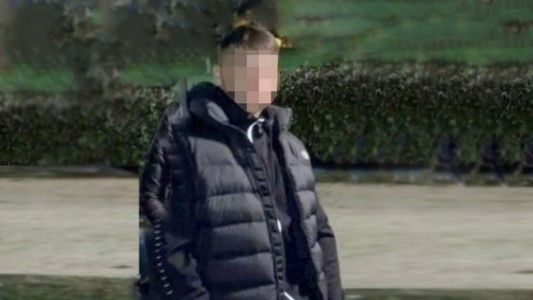 (ISPRAVKA) Na fotografiji nije Kosta Kecmanović nego mladić iz Irske