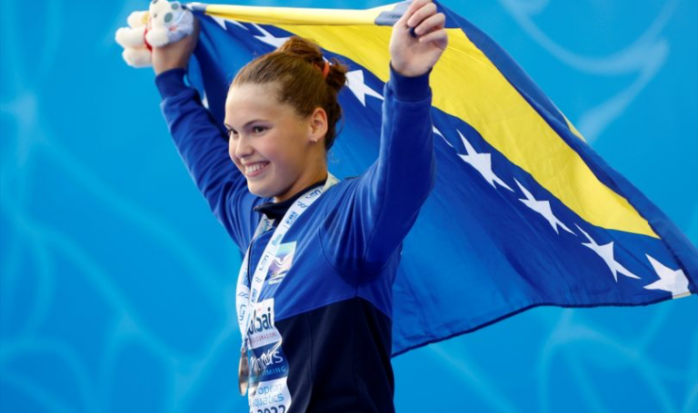 Zasluženo: Olimpijski komitet BiH nagradio Lanu Pudar s 30.000 KM