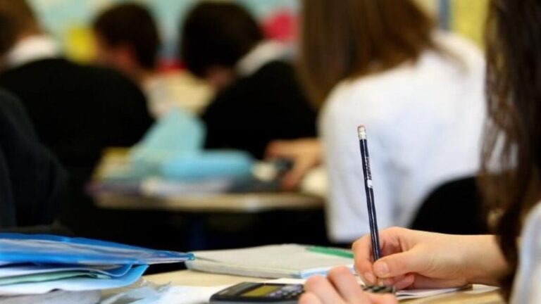 Raspisan javni poziv za podrške u oblasti obrazovanja i nauke u ovoj godini