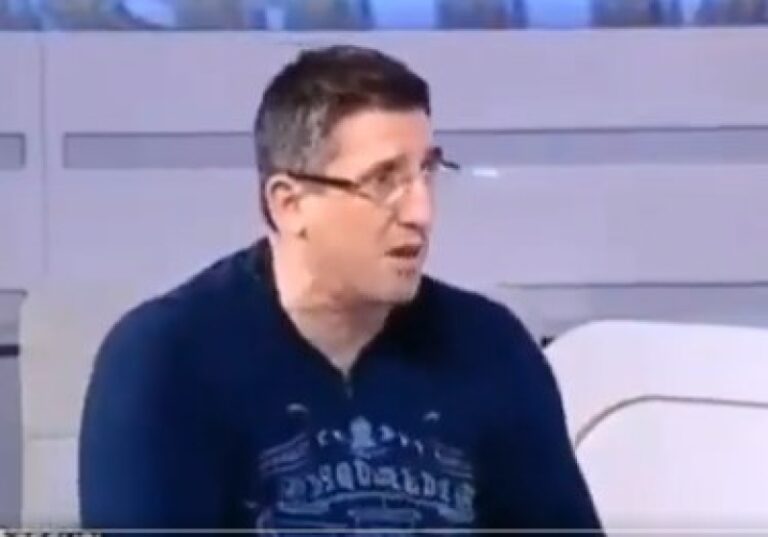 Pogledajte kako osuđeni kriminalac obećava da će Vučiću donijeti 30.000 glasova “svojih fanova”