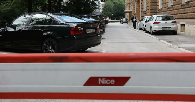 sluzena-auta-1024x538