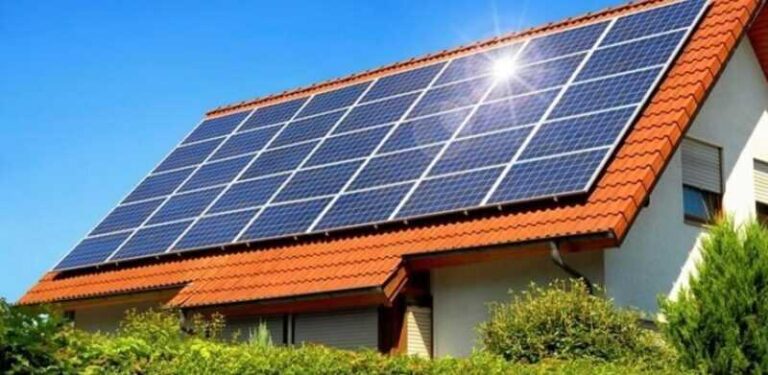 Kako osposobiti energetski nezavisno domaćinstvo: Sa 6.000 KM do mini-solarne elektrane