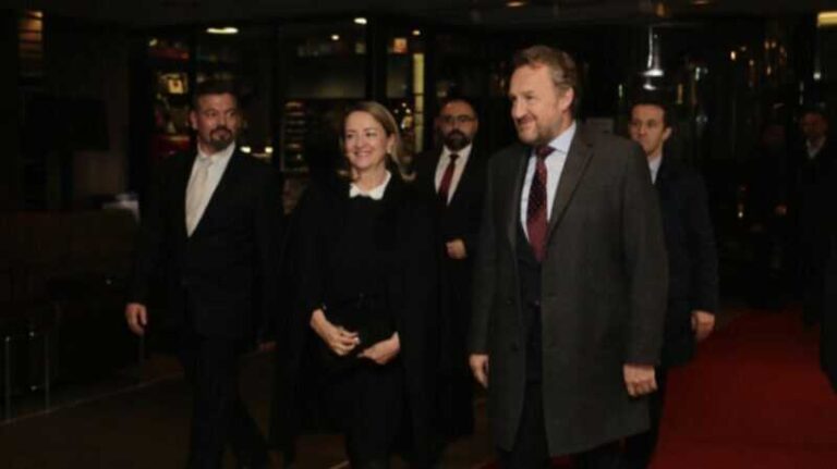 Bakira napušta Filip i Mursel Begović: Svi bježe od dinastije