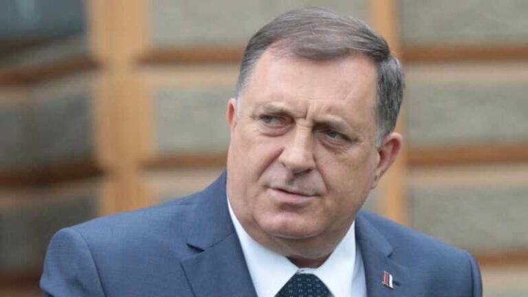 Zaduženjima nikad kraja: Vlada RS diže kredite kako bi otplatila dug od 320 miliona KM