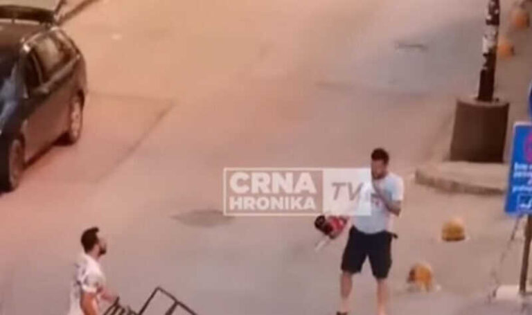 Muškarac motornom pilom napao ljude u Sarajevu. Oni ga gađali stolicama, policija ga samo kaznila