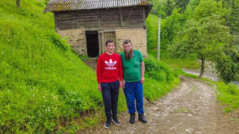 Željezno Polje| Napustio školu da bi brinuo o bolesnim roditeljima: Ima samo jednu želju!
