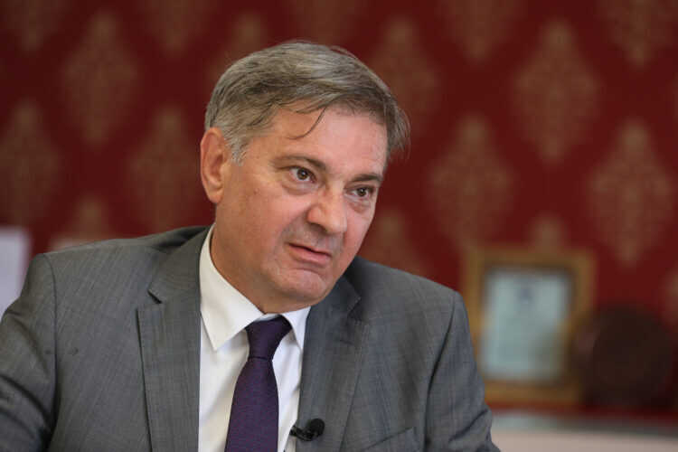 Zvizdić o neproglašenju 11. jula danom žalosti u cijeloj BiH