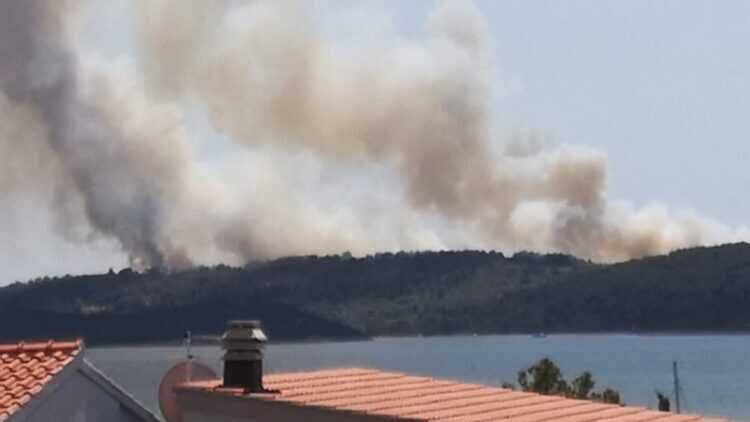 Albanski radnik brusio metal i izazvao najveći požar u Hrvatskoj