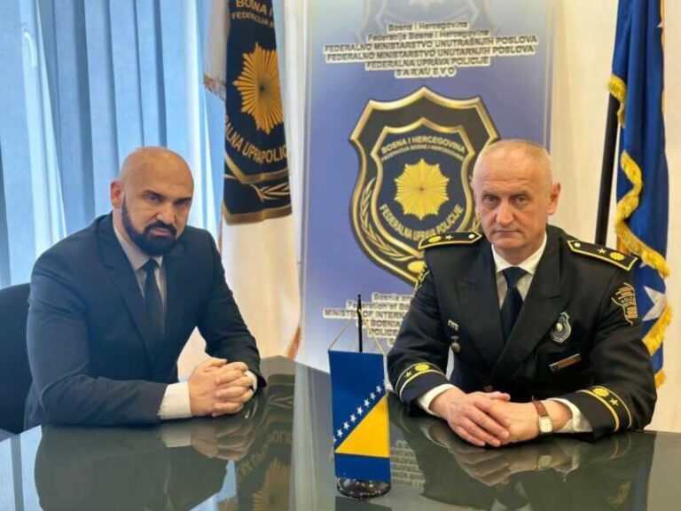Isak i Munjić čestitali MUP-u ZDK na provedenoj akciji: Pokazali ste izuzetnu hrabrost u suzbijanju kriminala među policijskim službenicima