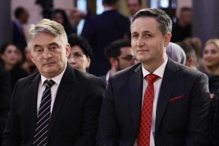 “Komšić i Bećirović zavađaju dva miliona Bošnjaka sa osam miliona Srba”
