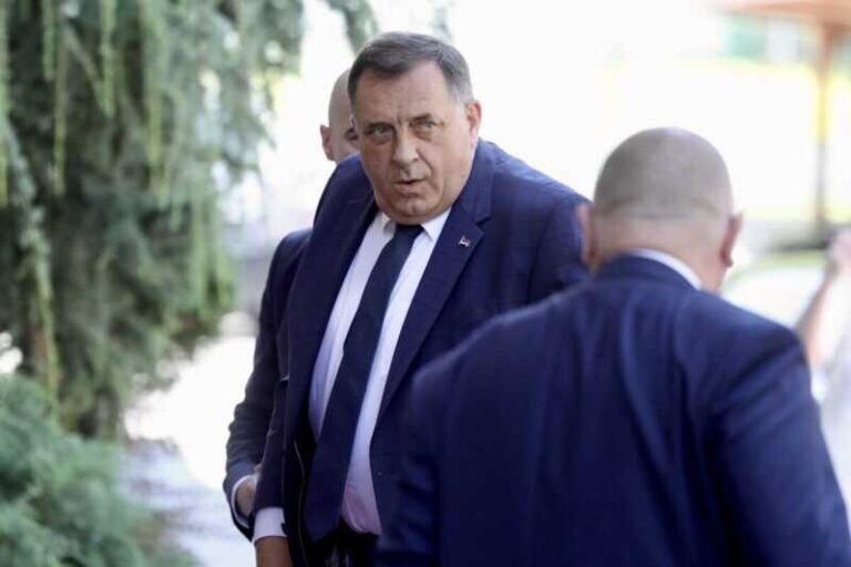 Dodik ogorčen što se saznalo da je bio u SIPA-i