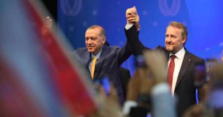 Šutnja i ignorisanje: Sarajevo nijemo na odluku Erdoganove stranke da ne prizna genocid