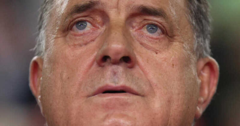 Dodik: U svakoj zemlji bi ova budala, spodoba i smutljivac Ramo Isak bio u zatvoru