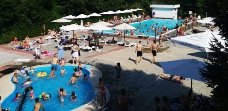 Obnovljeni bazeni na tešanjskom izletištu u četiri nepotpune sezone privukli 25.000 kupača
