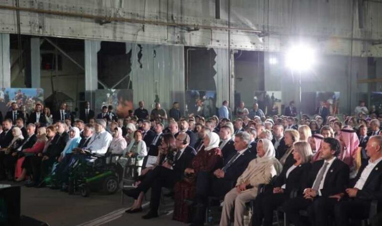 Zašto je grupa Jevreja oplakivala žrtve genocida u Srebrenici